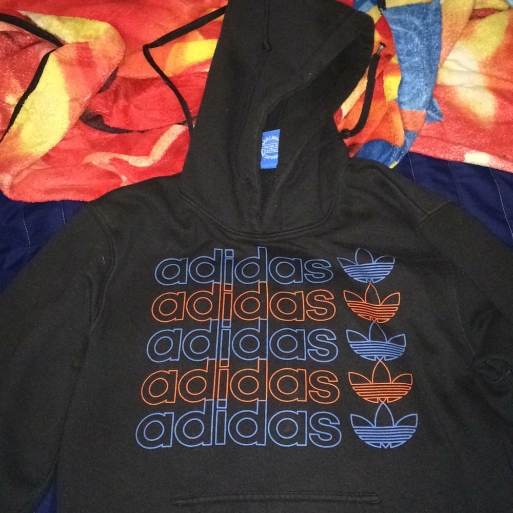 Adidas hoodie (M)